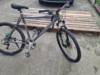 Продам. 2000 рублей