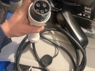 Зарядка для авто от фирмы taysla type1