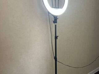 Лампа, несколько режимов освещения 800 р