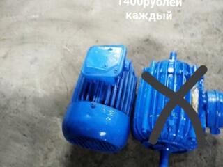 Продам электродвигатель 1.5 киловатт, 3 тысячи оборотов