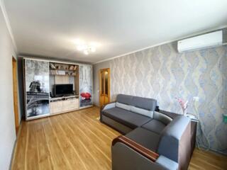 Продаю хорошу 2к. квартиру в Лісках (2КП)