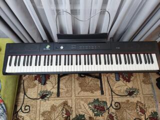 Продается Электропианино