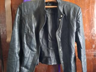 Куртки кожаные женские б/у