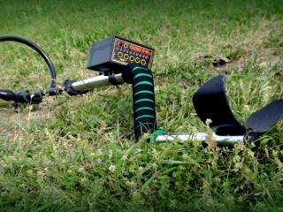 Металлоискатель на аккумуляторе Clone PI-W. Видео тест