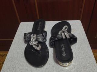 Ботинки... туфли... босоножки