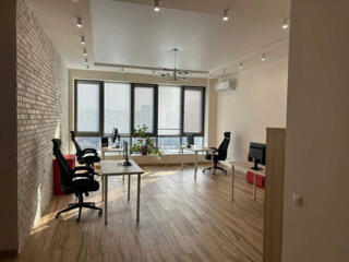 Оренда преміального офісу в статусному ЖК River Stone, вул. ...