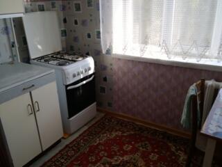 Меняю 2 комнатную на Кишинёв