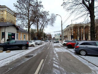 Oficiu compact în Centru alături de Liceul Teoretic N. Gogol și ...