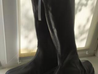 Продам Новые сапоги