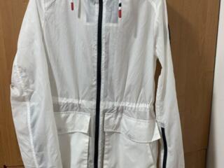 Продам фирминую куртка-плащ фирмы Pajar