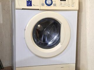 Стиральная машина LG - 5 кг в хорошем, рабочем состоянии