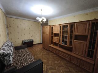 Продается 2х комнатная, на 2 Каховской