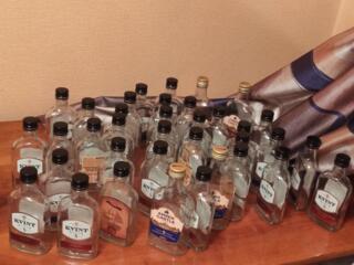 Стеклянная тара, из под коньяка на: 200-250 мл