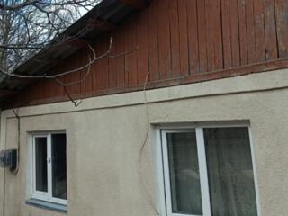 Срочно -дом с огородом, участком под строительство в элитном районе
