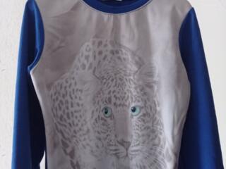 Отдам бесплатно женские вещи.