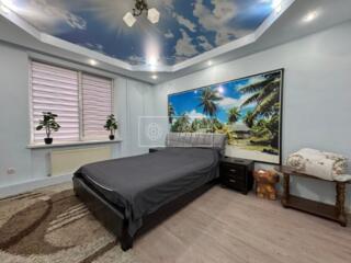 Vă propunem spre vânzare apartament cu 2 odăi separate și un antreu ..