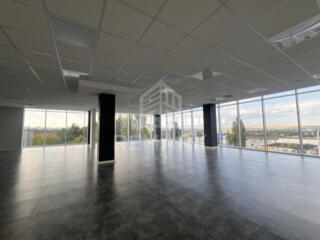 Chirie oficiu în business center ITower, amplasat în sect. Botanica! .