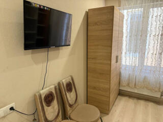 Сдам 1-комнатную квартиру в новом доме на Умова/ Ленпосёлок