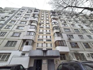Ciocana, apartament cu 3 odăi separate, seria 143
