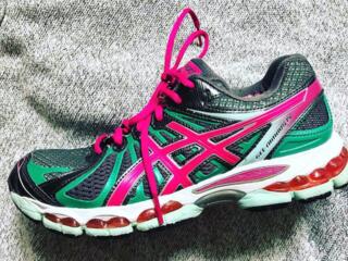 Asics оригинал размер 41