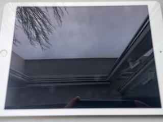 ipad A2197 (7 поколение) на запчасти 1000 лей