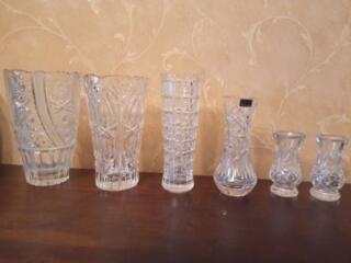 Продам хрустальные вазы для цветов