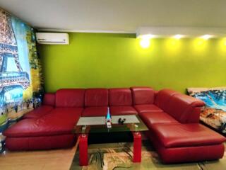 АПАРТАМЕНТЫ  мягкий диван  горячий попкорн аромат кофе  24/24