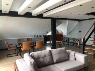 Оренда 2 х. км. кв. на мансандровому поверсі по вул. Чайківського, ...