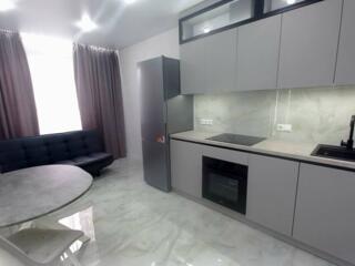 В продаже 1 комнатная квартира. Удобный 2 этаж. Площадь 37 м². Новый .