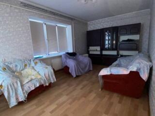 В продаже большая 3-х комнатная квартира с ремонтом. Общей площадью ..