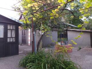 Предлагается к продаже участок  в центре Великодолинского. Можно ...