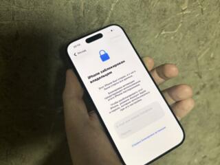 Продам iPhone 13 и 16 Pro. Оба на iCloud.