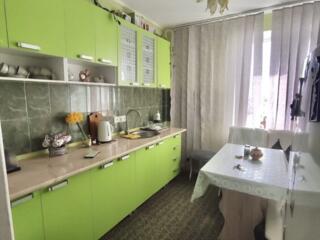 Продается двухкомнатная квартира