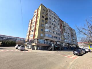 Parter, Prima Linie. Locație Ideală pentru Afacerea Dvs.!