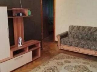 Продам фасадную квартиру под бизнес, ул. Солнечная/Тенистая.