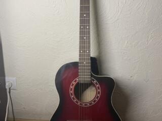 Продам гитару