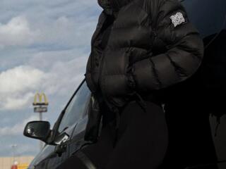 Укороченный пуховик