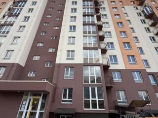 Продаю квартиру. Новобудова. Центр. Громадянський посад