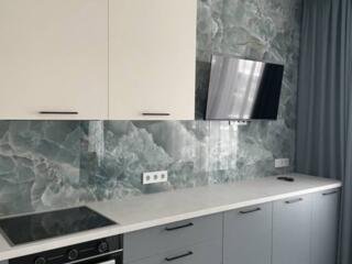 Продается шикарная однокомнатная квартира с ремонтом на 2 этаже ...