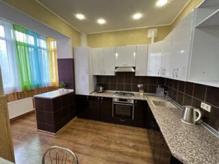 В продаже квартира светлая в доме из красного кирпича. Удачная ...