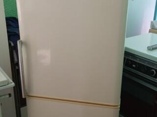 LG двухкамерный 1900 руб Орск 900 руб отлично морозят доставка