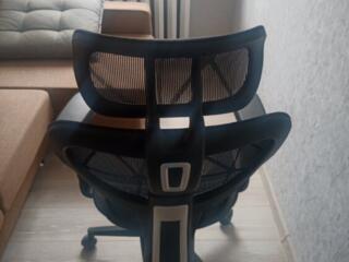 Продаётся компьютерное кресло