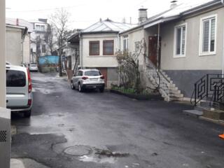 Apartament cu 4 camere, Centru.