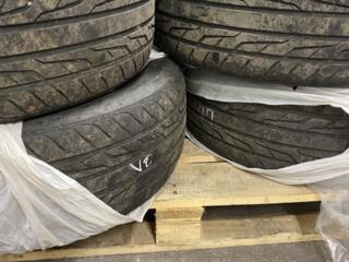Продам комплект летних шин Toyota Highlander