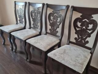 4 стула в идеальном состоянии