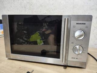 Продам отличную немецкую микроволновку с грилем, цена 1500 руб.