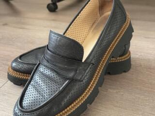 Продам кожаные лоферы, 400 руб