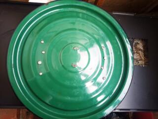 Куплю эмалированную крышку от кастрюли диаметром 50см