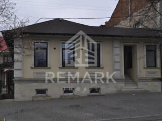 Chirie spațiu comercial / oficiu amplasat în sectorul Centru, str. ...