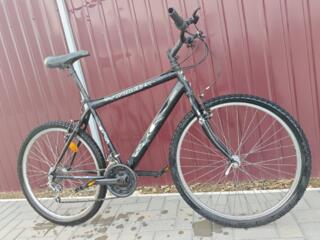 Продается на ходу полностью